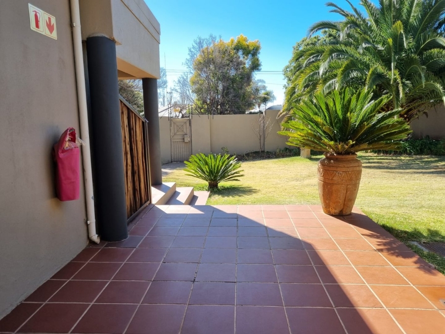 10 Bedroom Property for Sale in Dan Pienaar Free State